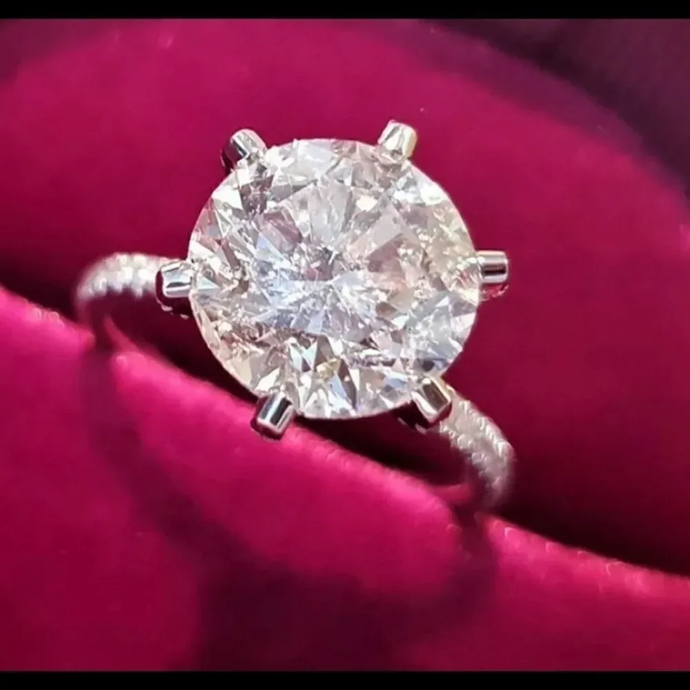 Beautiful 2ct Silver CZ Diamond Ring - Picture 4 of 4
